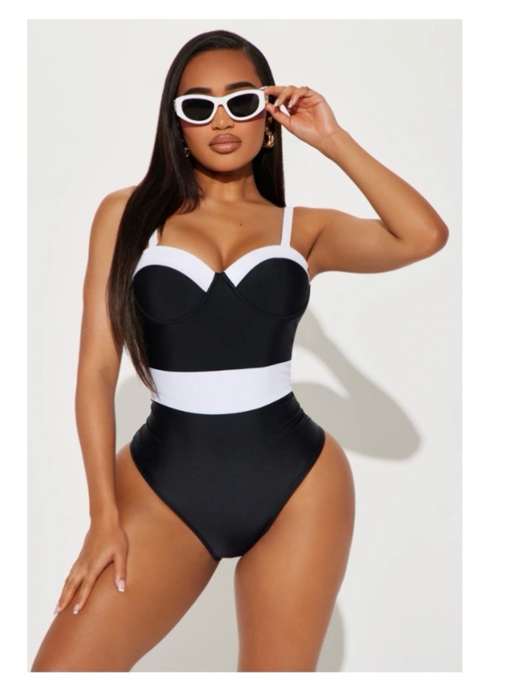 Black & White Contrast One-Piece Swimsuit